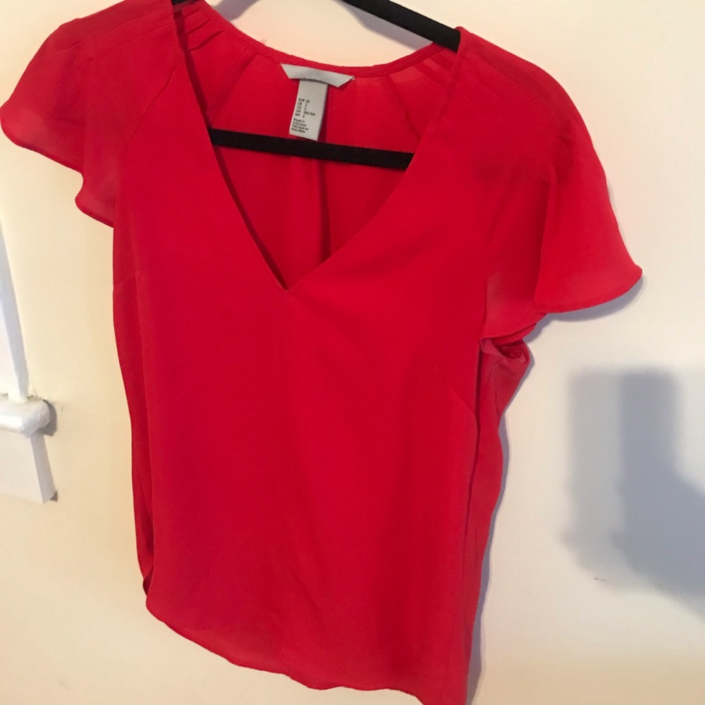 Red H&M shirt